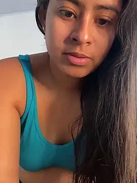 lucirganaxxx webcam