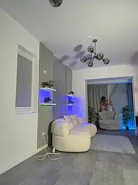 KirstieVegas