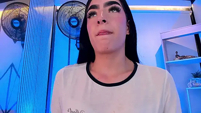 lorraineHunter webcam