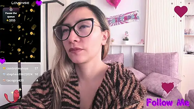 VelvetMouth_ webcam