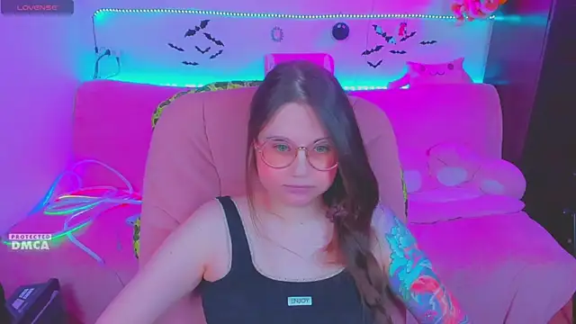 Lolisuccub webcam
