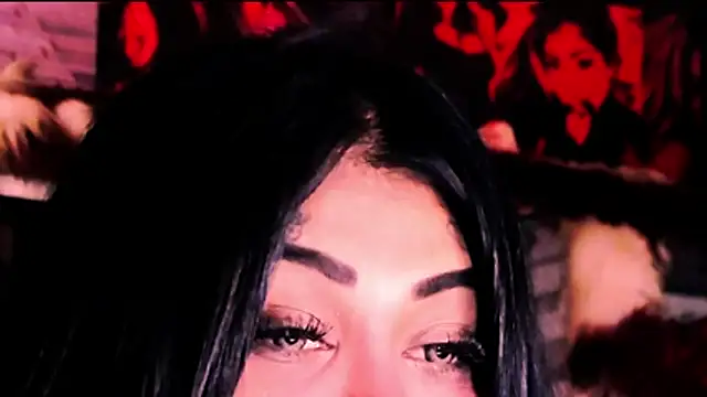 indian_dreamgirl webcam