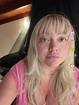 misstitmouseofficial webcam