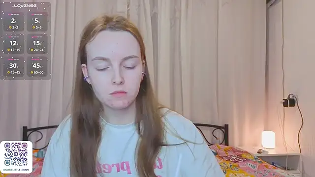 bae_cake_ webcam
