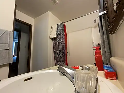 yoshibaby2670 - Yoshibaby2670's free webcam - UK Sex Cams