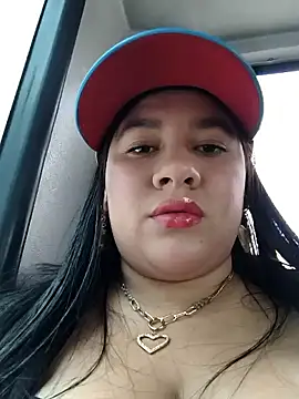 Kendra-daring webcam