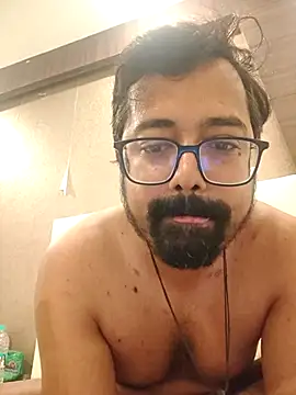 pervertedoc32m webcam