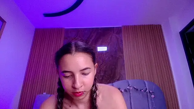 sarita_blondi webcam