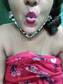 Ramya-hot-gueen webcam