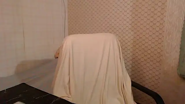 Janiffer_MiMi webcam