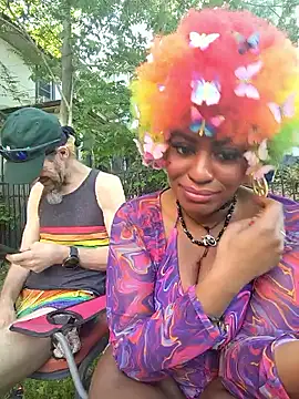 AmazonianMistress webcam