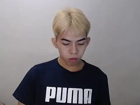 Urhotsilverboy webcam
