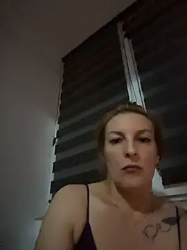 Hot-Milf4U webcam