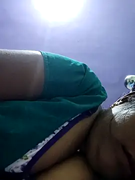 yamini1431 live cam