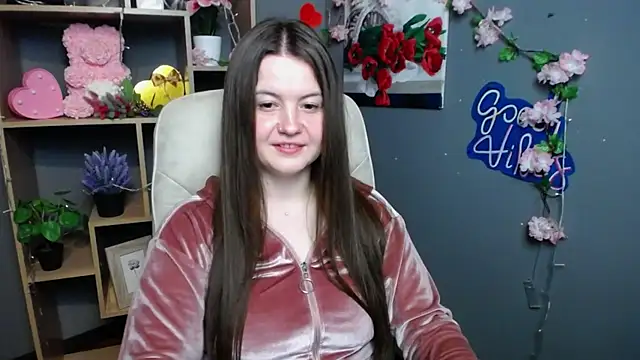 MavkaCute webcam