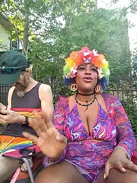 AmazonianMistress webcam