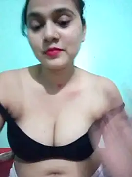 Kiara-Sharma webcam