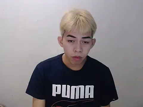 Urhotsilverboy webcam