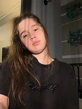 HornyGirlH