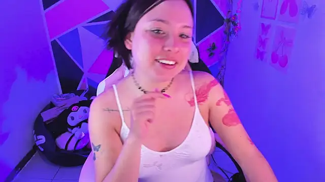 little_emma0 webcam