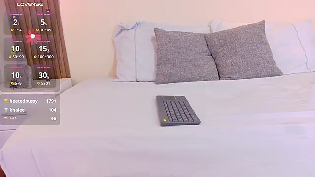 liz_merchan webcam