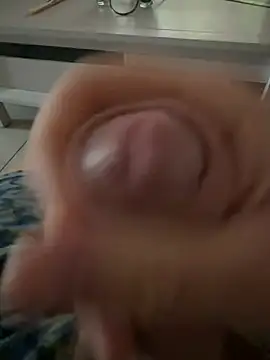 princelivecum - PrinceLiveCum's free webcam - UK Sex Cams