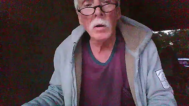 super-snoopy webcam