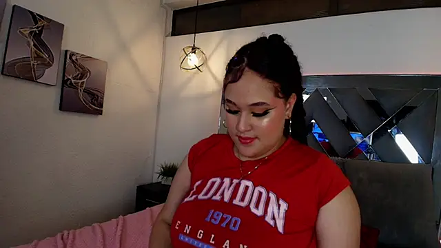 Leyla_Zr webcam