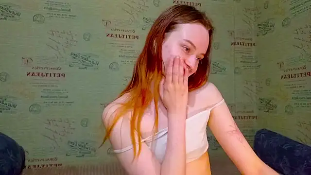 emi_less webcam
