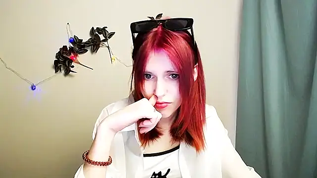GuessMe___ webcam