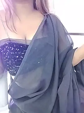LoveLy-Soneya webcam