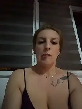Hot-Milf4U webcam