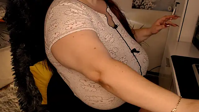 SilkQueenn webcam