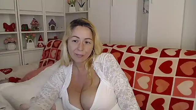 _karolynesyera_ webcam