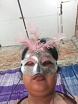 Tanisha-Chy webcam