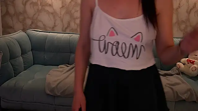 LiviaShy webcam