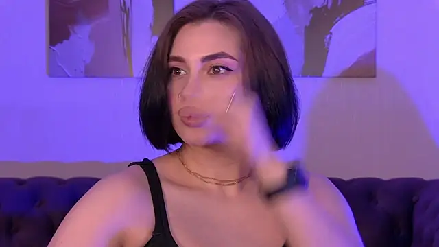 AdrianaToress webcam