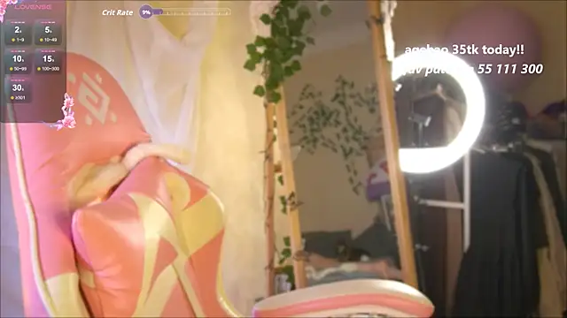 lily_noris webcam
