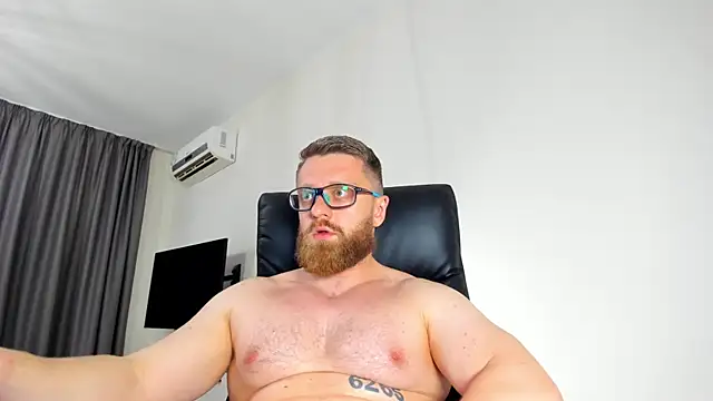 findom_guy (M young) - hard cock