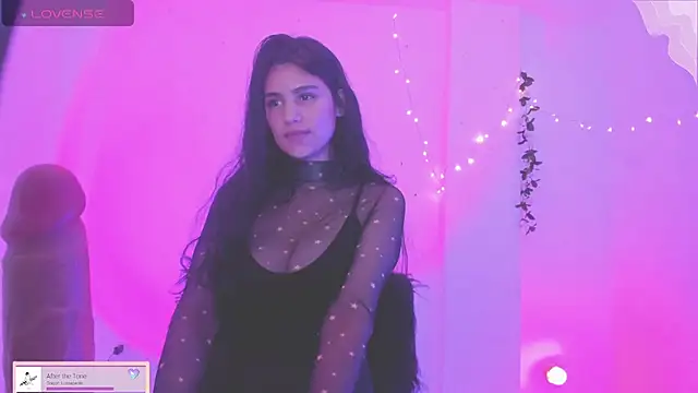 Gia_Blair webcam