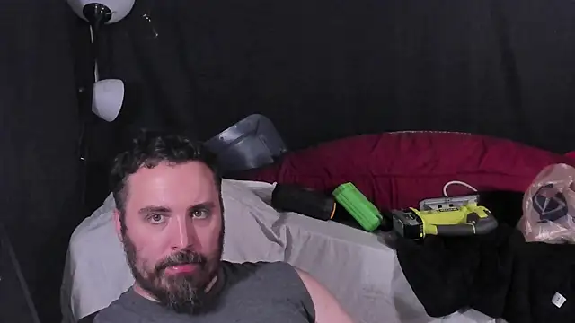 Metalstud webcam