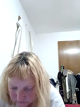 LiluLiluLilu webcam