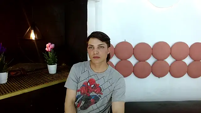 MaxxLouis webcam