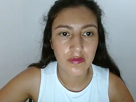 SarahFriendly webcam