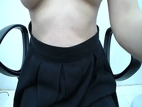 _Lady- webcam