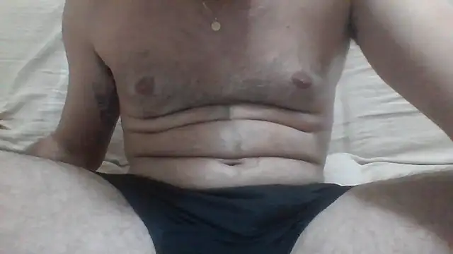 Leo_Big webcam