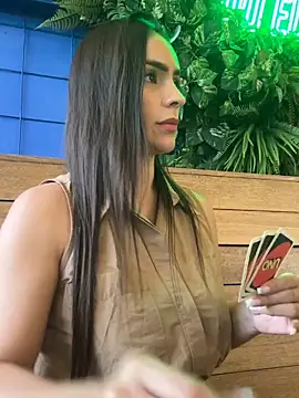 mau_white (F milf) - MAKE ME WET IN PUBLIC