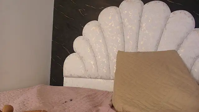 kissme_luna webcam