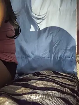 Ezabelljohn webcam