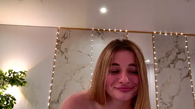 SweetyLicky webcam